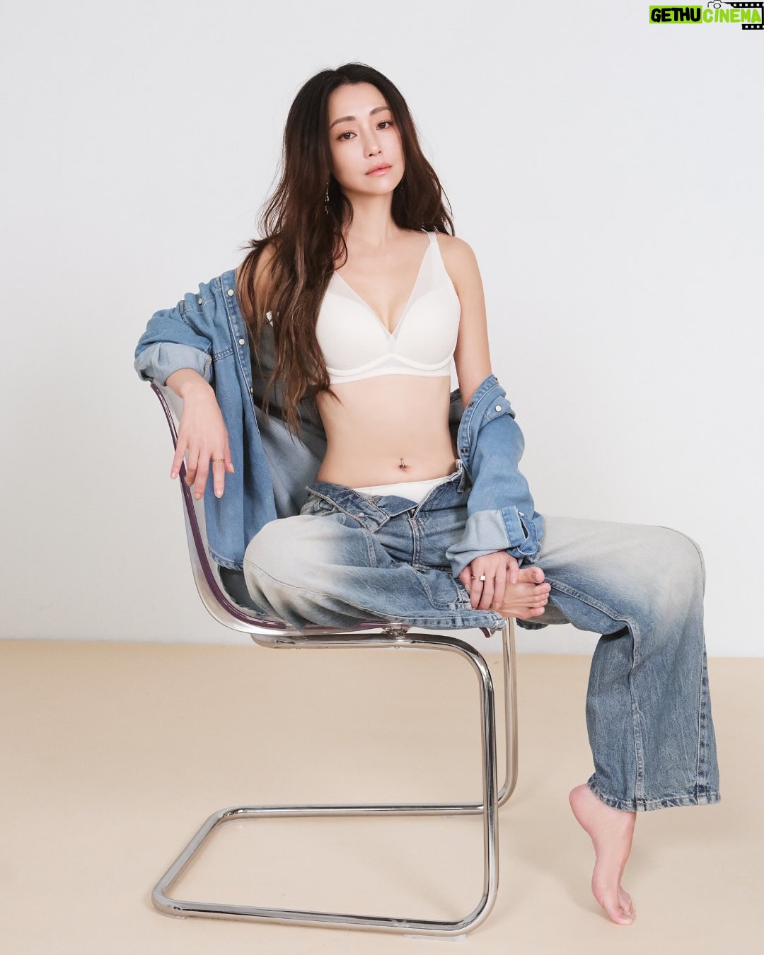 Nikki Hsieh - 21.2K Likes - 每個女人在不同階段，都會有各自的焦慮。
而現在的我，只想回到最真實的模樣，
溫柔地對待自己。

不再迎合誰的期待，
而是專心取悅那個獨一無二的自己。

不需過多修飾，
自在的樣子，就是最動人的樣子。

@Triumph_Taiwan #黛安芬
#SmoothSensation #SculptHeavenly 
#Like自己 #JustLikeYou