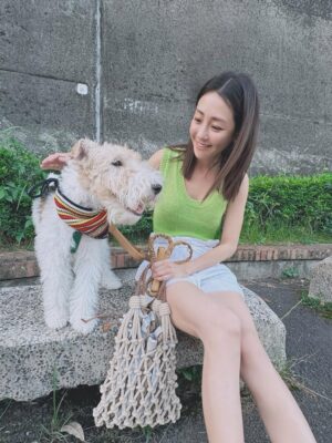 Nikki Hsieh Instagram - ☀️🪁🐾

@prada #Prada #pradasummerkit
