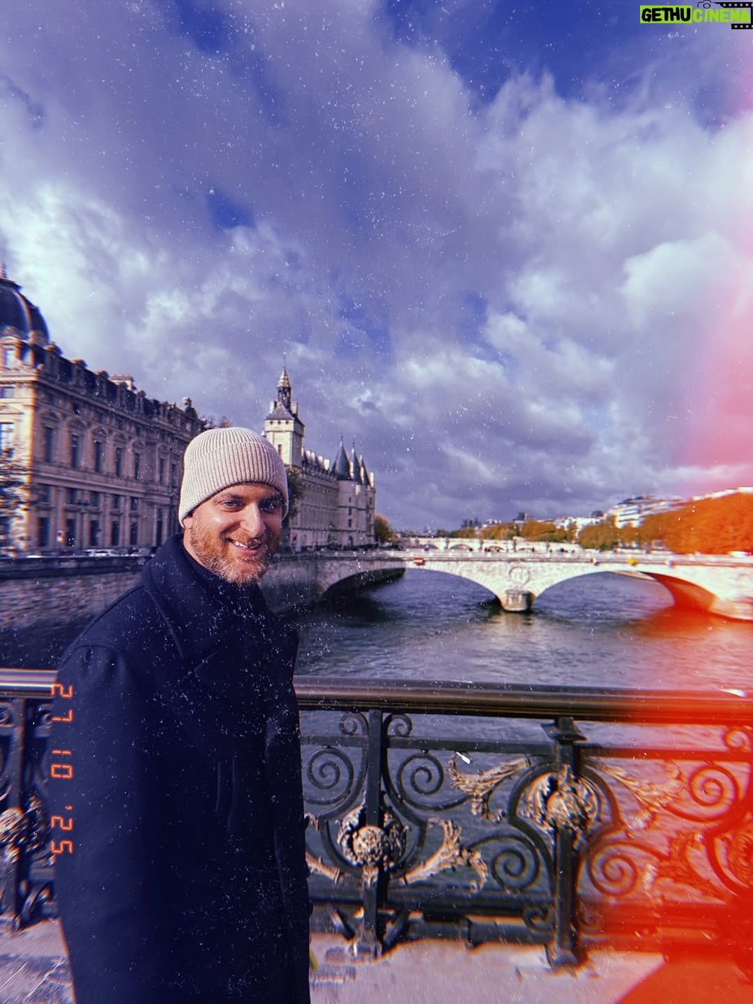Nikol Štíbrová - 43K Likes - Tak dlouho jsme přemejšleli, kam s dětma na podzimní prázdniny, až jsme děti svěřili prarodičům a odletěli sami na tři dny do Paříže. 😅

Pujdeme do pekla, ale bude to stát za to 😂.