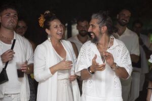 Niña Pastori Instagram - Ayer fue un día de bendición en familia 🙏 mi niño José y mi Alba van a ser papás si Dios quiere 🥰
Os quiero mucho!!! Deseando verle la carita a nuestra princesa!🍀💜
@magiabella.eventos 🥰
@a.j.moscoso 📸 💜
@eva_moralesfotografia 📸🍀