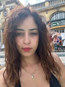 Actress Nisrin Erradi HD Photos and Wallpapers September 2025