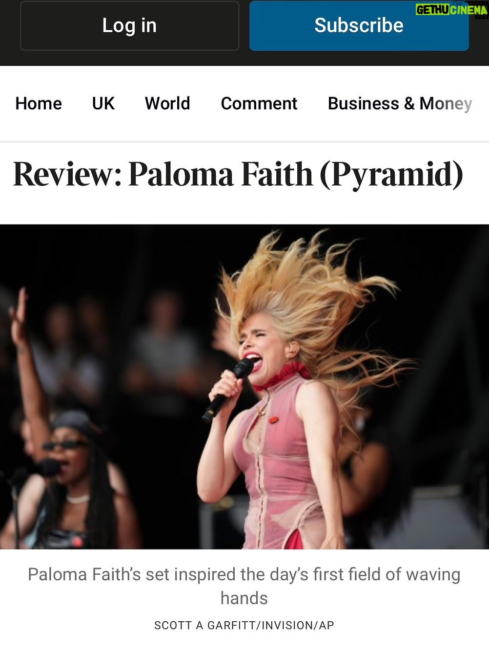 Paloma Faith - 24.4K Likes - I’ve hit ONE MILLION FOLLOWERS TONIGHT! just want to say thank you all new and old. I did think I would thank you all by upgrading you to the more x rated content like a celebratory pic of my boobs but my management said it would cheapen the experience of getting this far and I’ve never used my body to sell anything so I’ve made a carousel of some of my personal career highlights. 

Tune in for more silliness as we go along