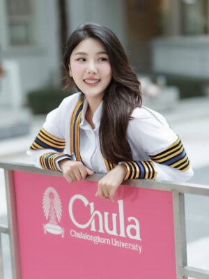 Parada Thitawachira Instagram - จบแล้วค่า 🥹🙏🏻 

MASTER of Communication Arts, Chulalongkorn University 
ปริญญาโท นิเทศศาสตร์ จุฬาลงกรณ์มหาวิทยาลัย

You are all invited for my graduation ceremony ✨🧑‍🎓
ขออนุญาตชวนทุกคนเลยน้า ใครมาได้มาเจอกันนะคะ 

23 Sep 2025: Rehearsal day; available from 1:00 PM onwards.
วันซ้อมเจอกัน 13.00 น. เป็นต้นไปค่ะ 🤍
📍คณะนิเทศศาสตร์ จุฬาลงกรณ์มหาวิทยาลัย 

1 Oct 2025: Graduation ceremony; from 1:00 PM onwards.
วันรับจริงเจอกัน 13.00 เป็นต้นไปนะคะ 🩵
📍คณะนิเทศศาสตร์ จุฬาลงกรณ์มหาวิทยาลัย