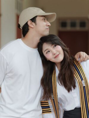 Parada Thitawachira Instagram - จบแล้วค่า 🥹🙏🏻 

MASTER of Communication Arts, Chulalongkorn University 
ปริญญาโท นิเทศศาสตร์ จุฬาลงกรณ์มหาวิทยาลัย

You are all invited for my graduation ceremony ✨🧑‍🎓
ขออนุญาตชวนทุกคนเลยน้า ใครมาได้มาเจอกันนะคะ 

23 Sep 2025: Rehearsal day; available from 1:00 PM onwards.
วันซ้อมเจอกัน 13.00 น. เป็นต้นไปค่ะ 🤍
📍คณะนิเทศศาสตร์ จุฬาลงกรณ์มหาวิทยาลัย 

1 Oct 2025: Graduation ceremony; from 1:00 PM onwards.
วันรับจริงเจอกัน 13.00 เป็นต้นไปนะคะ 🩵
📍คณะนิเทศศาสตร์ จุฬาลงกรณ์มหาวิทยาลัย