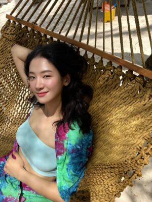 Park Ju-hyun Instagram - Chill ✨
(영광의 무릎파스와 함께)