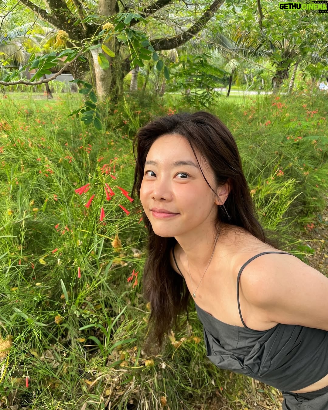 Park So-jin - 34.6K Likes - 사랑스러워 #seyshelles 🇸🇨