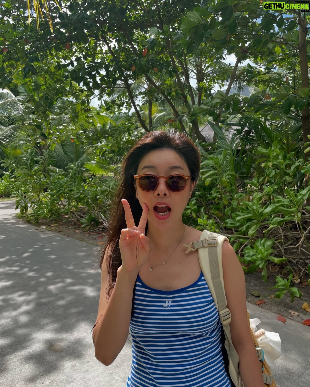Park So-jin - 34.6K Likes - 사랑스러워 #seyshelles 🇸🇨
