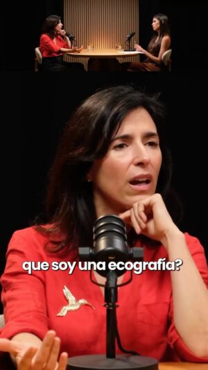 Paz Bascuñan Instagram - Sígueme aquí 👆 @javieraquiroga para más capítulos de mi podcast Más Que Titulares.

El valor de lo privado y lo público. Gran tema que pone sobre la mesa @pazbascuactriz. 

Extraordinario capítulo con la actriz nacional en Más Que Titulares. Lo encuentran en la plataforma de su preferencia y YouTube en los links de mi bio.