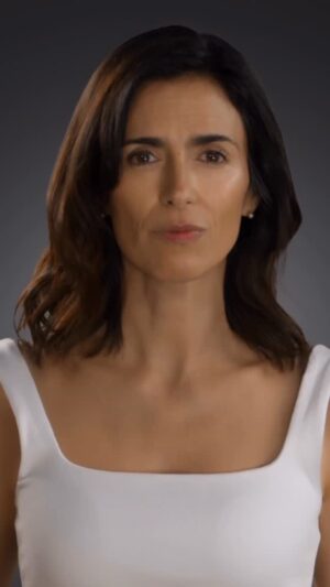 Paz Bascuñan Instagram - Hay ciertos síntomas del trastorno de personalidad narcisista, tanto en hombres como en mujeres, descritos por la American Psychiatric Association en el Manual diagnóstico y estadístico de los trastornos mentales (DSM), que pueden servir como una buena guía para tu autocuidado.

La información de expertos en salud mental nos brinda mayor claridad y poder.

Muy pronto podré compartirles, con mucha alegría, un programa de entrevistas a profesionales: @masterapiaquetarde , quienes nos ayudarán a aclarar dudas y a darnos luces sobre distintos temas relacionados con la salud mental.

#SaludMental #Autocuidado #TrastornoNarcisista #BienestarEmocional #Psicología #ConcienciaEmocional #MasterapiaQueTarde @vibaplus @centroviba