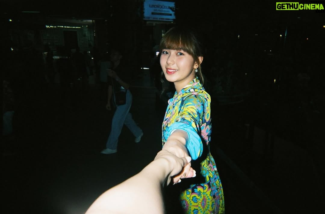 Ploynarin Sornarin - 9.5K Likes - Happy Birthday My BFF🎂💖🫧 
จะอีกกี่ปีก็จะขอพิมพ์คำเดิม ว่าเราโครตภูมิใจในตัวพลอย  ขอบคุณที่เติบโตมาอย่างดีเยี่ยม  ดีใจที่ได้โตไปพร้อมๆแกนะ<3  จะอยู่ข้างๆแบบนี้เสมอตลอดไป ขอบคุณที่เกิดมา เพื่อนรัก~ 

เขินอะ ทำไมมันหวานๆๆทุกปี งง555555 รักนะ จุ้บบ🫂💖