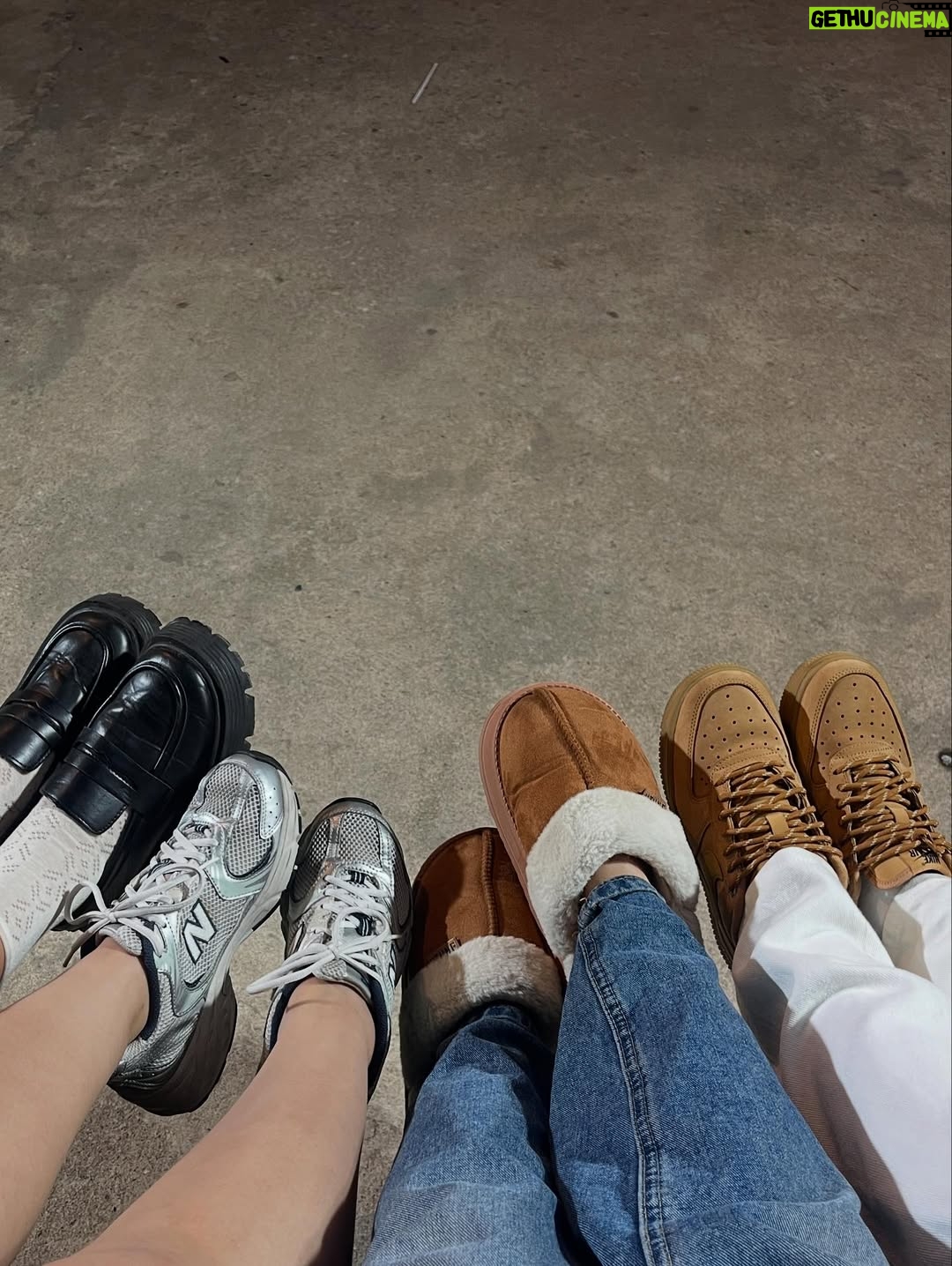 Ploynarin Sornarin - 11.3K Likes - "Back to 2019" Congrats to my all time favorite person. I'm so proud of you and i will always be beside you na ka @alynwee 💗✨ 
.
.
Thank you all my friends for coming naa<3