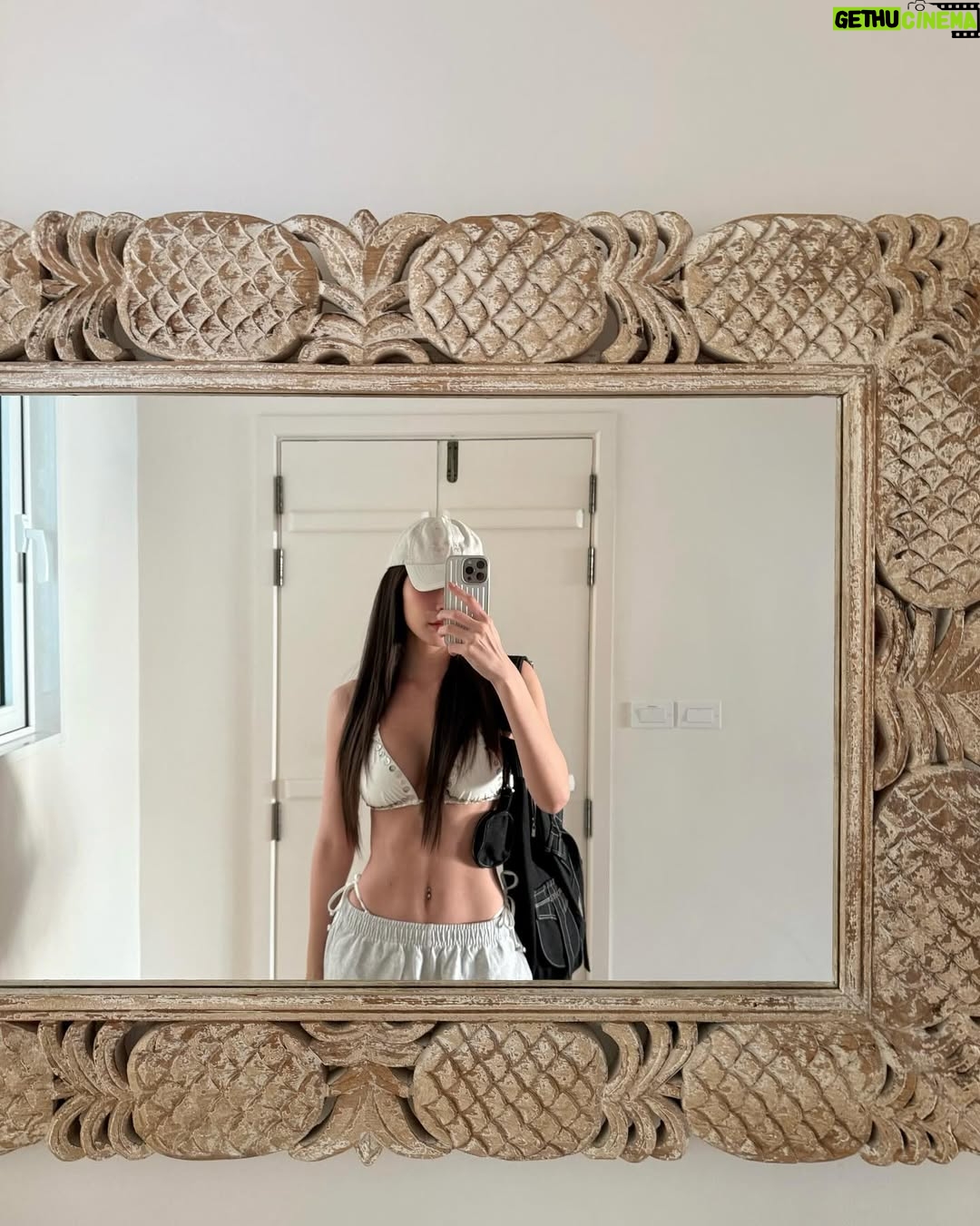 Ploynira Hiruntaveesin - 165.6K Likes - Salty but sweet 🥰
