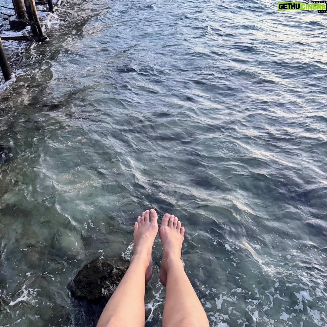 Ploypailin Thangprapaporn - 75.9K Likes - นี้น่ะหรอ บาร์กลางทะเล ที่ติดอยู่สนามบินสวรรณภูมิ  เป็นภาพที่ฉันเห็นมาหลายปีเวลาเดินทางกลับไทยย 55555
สวยมากกกกกก เริ่ดนะ คนน้อยด้วย ไวป์ดีจัดๆเลยล่ะะะะะ ไอเลิฟ