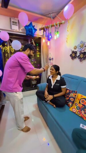 Priya Gamre Instagram - Happy birthday to me … 🫧🫧♥️🥮🧁🎂🍰
Thanks @gamreepriya @luckysaini95 @officialgauravsingh_0522 
#viral #reelitfeelit #explore #reels #bhartijha #bhartijha #insta #insta
