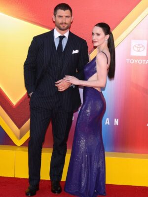 Rachel Brosnahan Instagram - LA, thank you for the warm welcome home. I love this super family with my whole heart and can’t wait for you all to see them shine in our movie. 

Thank you @ralphlauren for this insane dress and @davidyurman for the ✨

#Superman premieres worldwide July 11. Do you have your tickets yet?