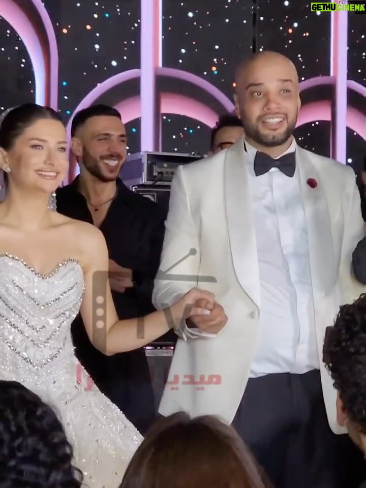 Rahma Ahmed Farag - 78.8K Likes - حتومة حبيب قلبي من جوا الف مليون مبروك يومك كله كان زي الفل زي قلبك بالظبط واتبسطنا اوي كلنا بيك ومعاك والعروسة زي القمر وحبيبتنا بس احنا أهل العريس برضه 😌😂❤️😘😘😘
@hatemsalahofficial