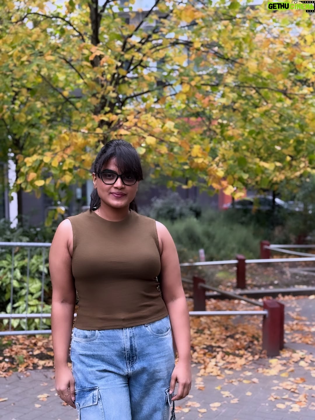 Rakshita Suresh - 30.6K Likes - 🍂🍁🤎 in love with this beautiful city!