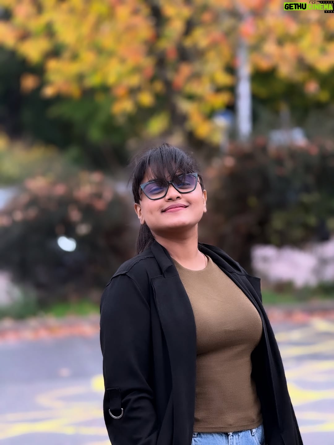 Rakshita Suresh - 30.6K Likes - 🍂🍁🤎 in love with this beautiful city!