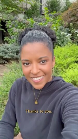 Renée Elise Goldsberry Instagram - You’ll be back 👀 By popular demand, we’re extending your chance to see #Hamilton on the big screen!

Plus, #Hamilton is coming to movie theaters in Mexico, Brazil, Argentina, and Colombia September 25 and in the UK & Ireland September 26!

Get your tickets now. #HamilFilm #Hamilten
