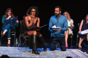 Renée Elise Goldsberry Instagram - A group of actors came together last night to cold read 7 episodes of a soap opera! From Llanview to Beverly Hills… My heart will always beat for SOAPS! 🫧

Thx to:
 
@Michaelausiello for dreaming up #BEVERLYHILLS when he was a soap opera-loving KID!

🤓 @BusyPhilipps for letting me borrow your glasses! 

💕@SMY28 for showing up in the #Girls5Eva jacket- Keep hope alive!

#OneLifeToLive I will always love you. 

#BeverlyHillsFanClub 📸 @emilcohen
