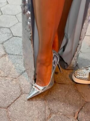 Renée Elise Goldsberry Instagram - 1. Gifted with this silver sequins gown. Ready to shine in @sergiohudson!

2. Giving my best over the shoulder to show off the slit in this dress. “Who, me?!”

3. My husband and my daughter! By my side.

4. My sisters! Yes, we coordinated beforehand. Silver and gold!

5. Called Lin to find out what he was wearing too! Coordination! 😉🥰

6. Sydney and I didn’t have to coordinate! Both showed up shining. Great minds! (Thx for the vid @maclovic)

7. Almost all of us…So happy together!

8. My niece @KaylaGoldsberry! Best date ever!

9. Red carpet candid!

10. Me and Kimani! Her love lifts our family. 

11. Ant and Eph!

12. My heart exploded when I saw my G5E sister! @BusyPhilipps

13. @oaksmash! Congratulations!

14. My baby girl

15. Ron Chernow. It all started with your book.

16-19. After the party is the after party! Thx for hosting Ant! 

20. FaceTime with Groff on the way home. Everyone was there in spirit!