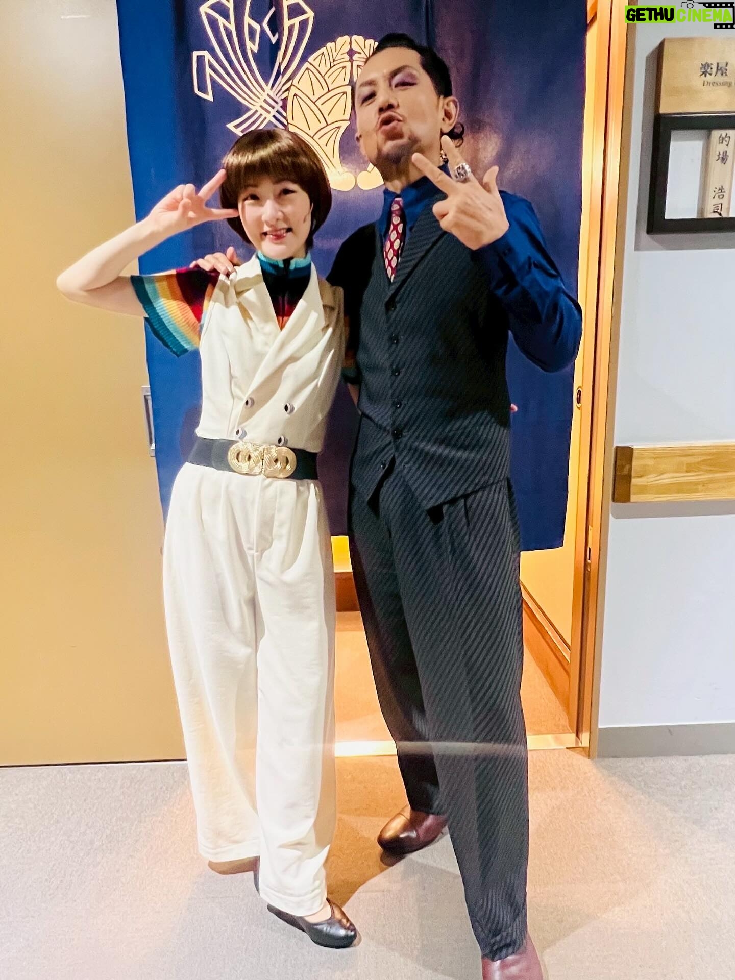 Rina Ikoma - 7.3K Likes - #水谷千重子50周年記念公演

博多座公演が幕を開けましたよー！！
的場さんとの写真で幕開け(*´꒳`*)

9月22日までやらせていただきます！
博多座でお待ちしております✨🕺

#博多座
#バカ言ってる
#生駒ちゃん