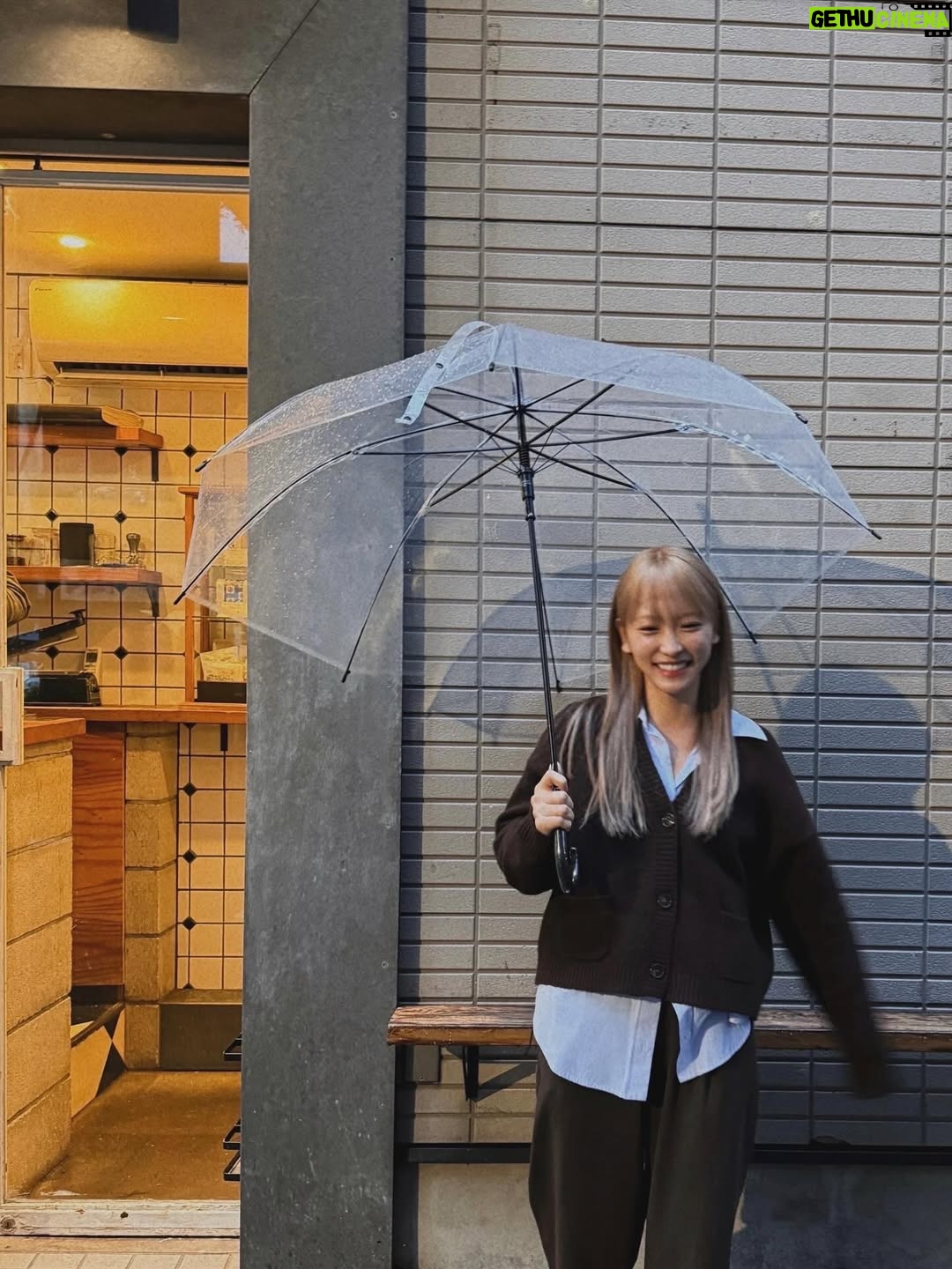 Rina Kawaei - 70.5K Likes - 雨だけど元気にいこかぁぁ。

マネージャーさんとリンクコーデだった日🤣🩵