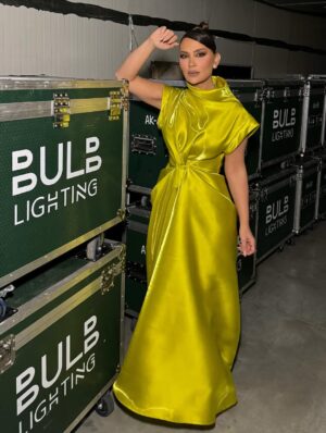 Rozana Radi Instagram - “I’m not obsessed with fashion. Fashion is obsessed with me.” 🎾

#style @jonipeci_store 
#makeup @henrigjata_mua 
#haistyle @florii_hairstyle