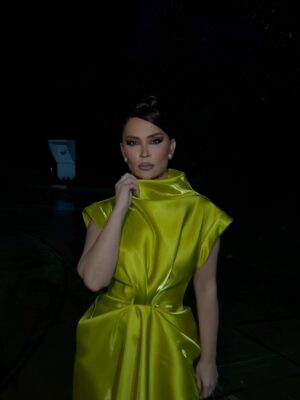 Rozana Radi Instagram - “I’m not obsessed with fashion. Fashion is obsessed with me.” 🎾

#style @jonipeci_store 
#makeup @henrigjata_mua 
#haistyle @florii_hairstyle