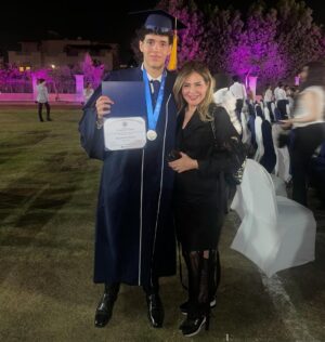 Sabrien Instagram - مليون مبروووك ابني وحبيبي وآخر العنقود يوسف وعقبال الجامعة ان شاءالله 🎉♥️