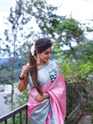 Sai Gayatri Instagram - 🌸🧿