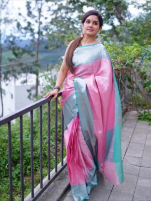 Sai Gayatri Instagram - 🌸🧿