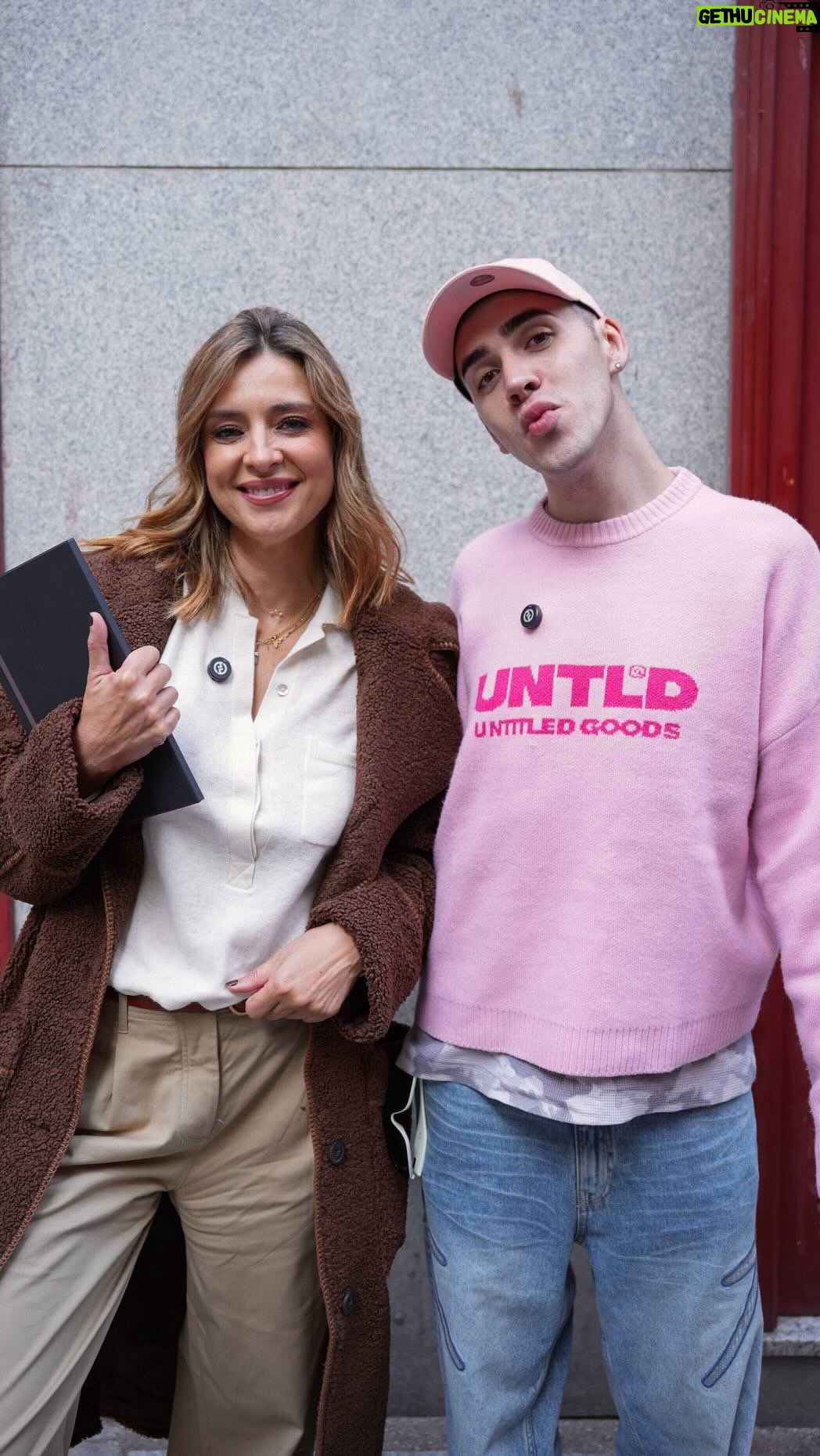 Sandra Barneda - 220.8K Likes - Hay más imágenes para vosotros!!!! 🚨 El lunes 3 de noviembre a las 21:45h en @telecincoes, gran estreno de la nueva temporada de @islatentaciones 🔥
