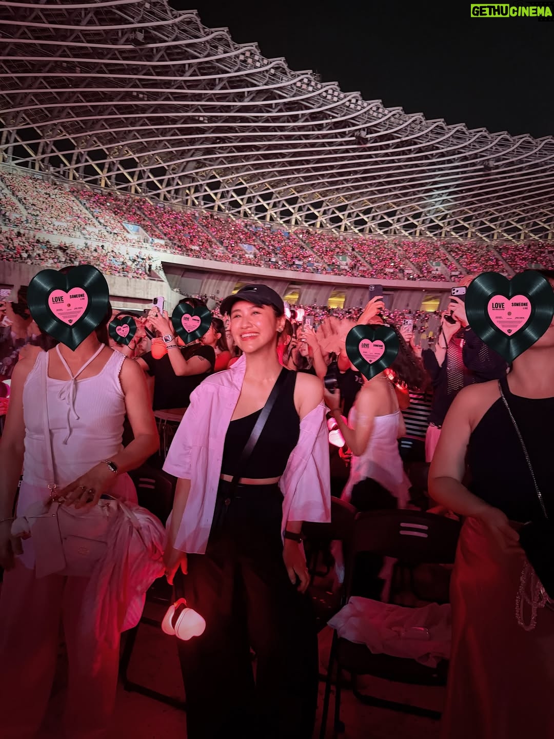 Sandy Wu - 47.9K Likes - #sandywuofficial

Blink once, didn’t miss it.
Yeah…