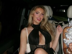 Saxon Sharbino Instagram - the pics in the car on the way home are always my favorite 🖤