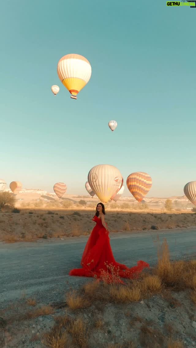 Selena Lee - 11.7K Likes - Fly with me! ❤️

@noelchuatelier 👗

#cappadocia #tırkey #travelwithS #李施嬅愛自己日記 #李施嬅旅遊日記 #土耳其 #droneshotoftheday
