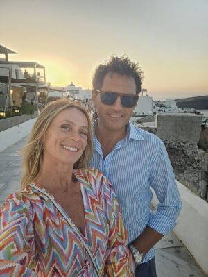 Serena Autieri Instagram - La luce della Grecia mi ha aperto gli occhi, penetrato nei pori, dilatato tutto l’essere 🐚
- Henry Miller