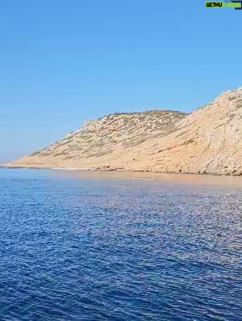 Serena Autieri - 27.8K Likes - La luce della Grecia mi ha aperto gli occhi, penetrato nei pori, dilatato tutto l’essere 🐚
- Henry Miller