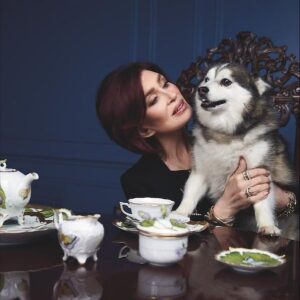 Sharon Osbourne Instagram - I can’t believe I am posting this but my darling Elvis passed away this week. He gave me 14 precious year. He was by my side until the end. Rest in peace my darling boy! 💔