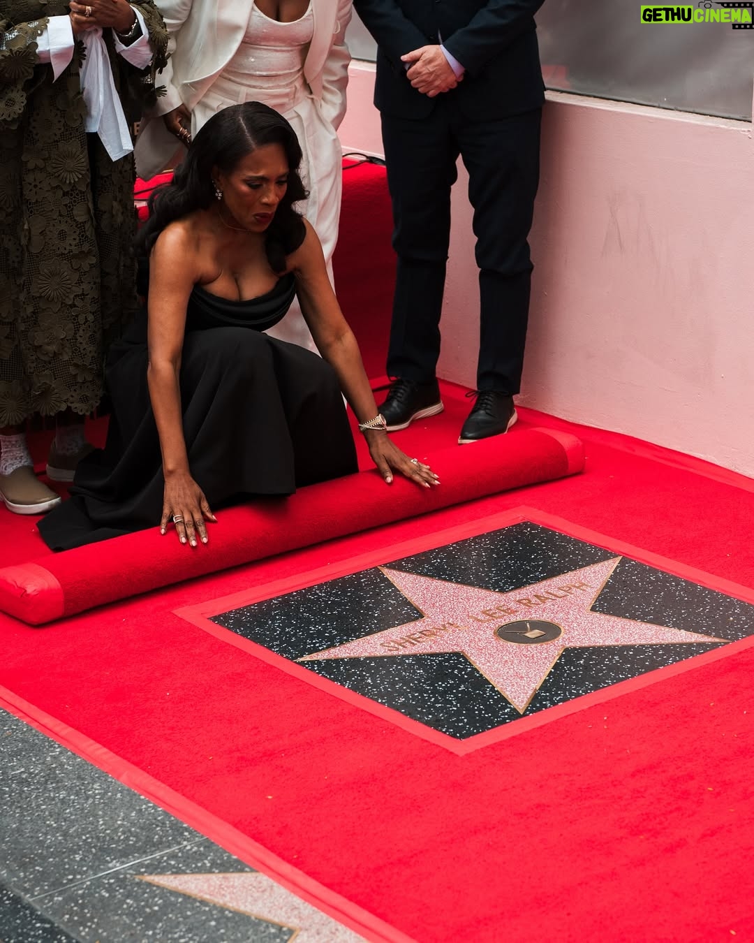 Sheryl Lee Ralph - 167.1K Likes - I am still taking it all in. The love, the joy, the sea of beautiful faces who showed up to share this moment with me. It means more than I can say.

To the Hollywood Chamber of Commerce, thank you for placing my name among the stars.

To my sister Loretta, you have been with me since the beginning and your love has carried me through every season of this journey. I am so grateful for you.

And to Quinta, thank you for seeing me, for believing in me. You gave me room to shine and I love you for it.

To my beloved Delta Sigma Theta Sorors, thank you for standing tall in your red and white and surrounding me with sisterhood.

To the city of Los Angeles, thank you for making space for all of us and allowing us to gather in such large numbers.

To my dear friends and family who traveled from every direction just to be there, I felt your love.

And to my fans, the ones who have supported me through every season, you helped get me here.

This moment was never just about me. It is about every hand that lifted me, every voice that cheered for me, and every heart that believed in me. Thank you.

Photos by @kavipictures