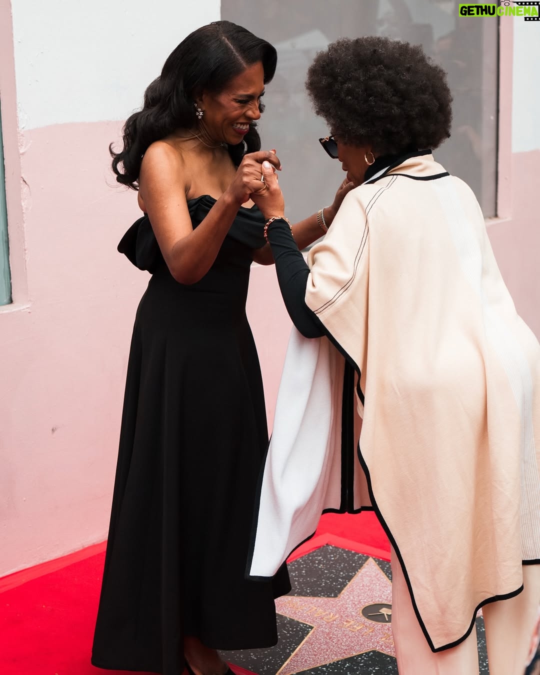 Sheryl Lee Ralph - 167.1K Likes - I am still taking it all in. The love, the joy, the sea of beautiful faces who showed up to share this moment with me. It means more than I can say.

To the Hollywood Chamber of Commerce, thank you for placing my name among the stars.

To my sister Loretta, you have been with me since the beginning and your love has carried me through every season of this journey. I am so grateful for you.

And to Quinta, thank you for seeing me, for believing in me. You gave me room to shine and I love you for it.

To my beloved Delta Sigma Theta Sorors, thank you for standing tall in your red and white and surrounding me with sisterhood.

To the city of Los Angeles, thank you for making space for all of us and allowing us to gather in such large numbers.

To my dear friends and family who traveled from every direction just to be there, I felt your love.

And to my fans, the ones who have supported me through every season, you helped get me here.

This moment was never just about me. It is about every hand that lifted me, every voice that cheered for me, and every heart that believed in me. Thank you.

Photos by @kavipictures