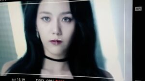 Shin Hye-jeong Instagram - 빙빙 MV 촬영 중
신치명 2세 ㅋㅋㅋㅋㅋㅋ