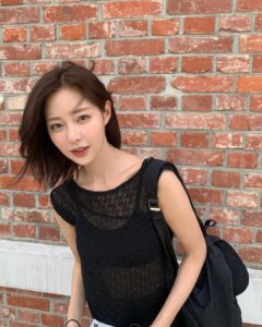 Actress Shin Seul-ki HD Photos and Wallpapers October 2025