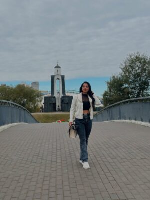 Shravnitha Srikanth Instagram - Belarus dump part 1❤️

#belarus #belarusinsta #minsk #potrait #potraitpage #photographer