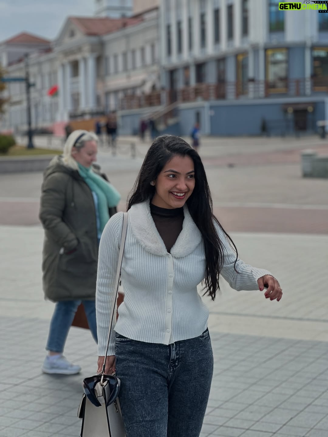 Shravnitha Srikanth - 17.6K Likes - Belarus dump part 1❤️

#belarus #belarusinsta #minsk #potrait #potraitpage #photographer