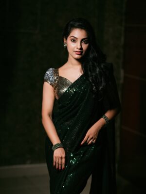 Shravnitha Srikanth Instagram - Dropping these bomb pics on your feed💥🔥❤️

Mua @jeru_bridal_studioo 
Photography @lifein.frame 
Hair @shadesofyourdream 
Drape @d_sareedrapist 
Costume @stitch_vyshnavee_sarath 

#photoshoot #saree #green #beauty #selflove #potraits #potraiture #photography #shoot #model #modelling
