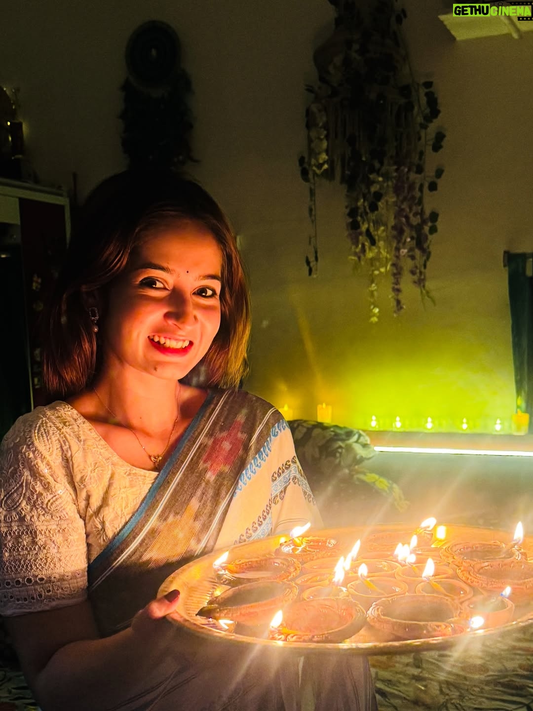 Shreema Bhattacherjee - 34.1K Likes - জয় মা কালী 🔱
মনের অন্ধকার দূর করার শক্তি দিও 🪔✨
শুভ কালী পুজো 🌺