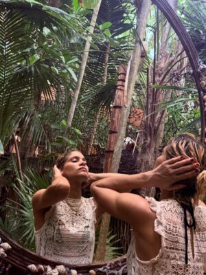 Sofia Boutella Instagram - Thank you @azulik for the magical stay ❤️🙏

Thank you @willycartier 🤍

Thank you @jd_val & @tavicastro 💚