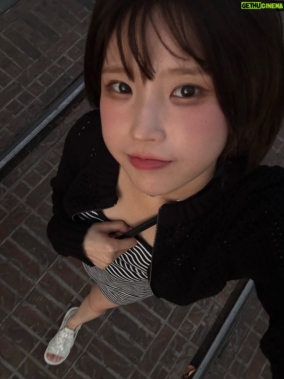 Song Hayoung - 184K Likes - 