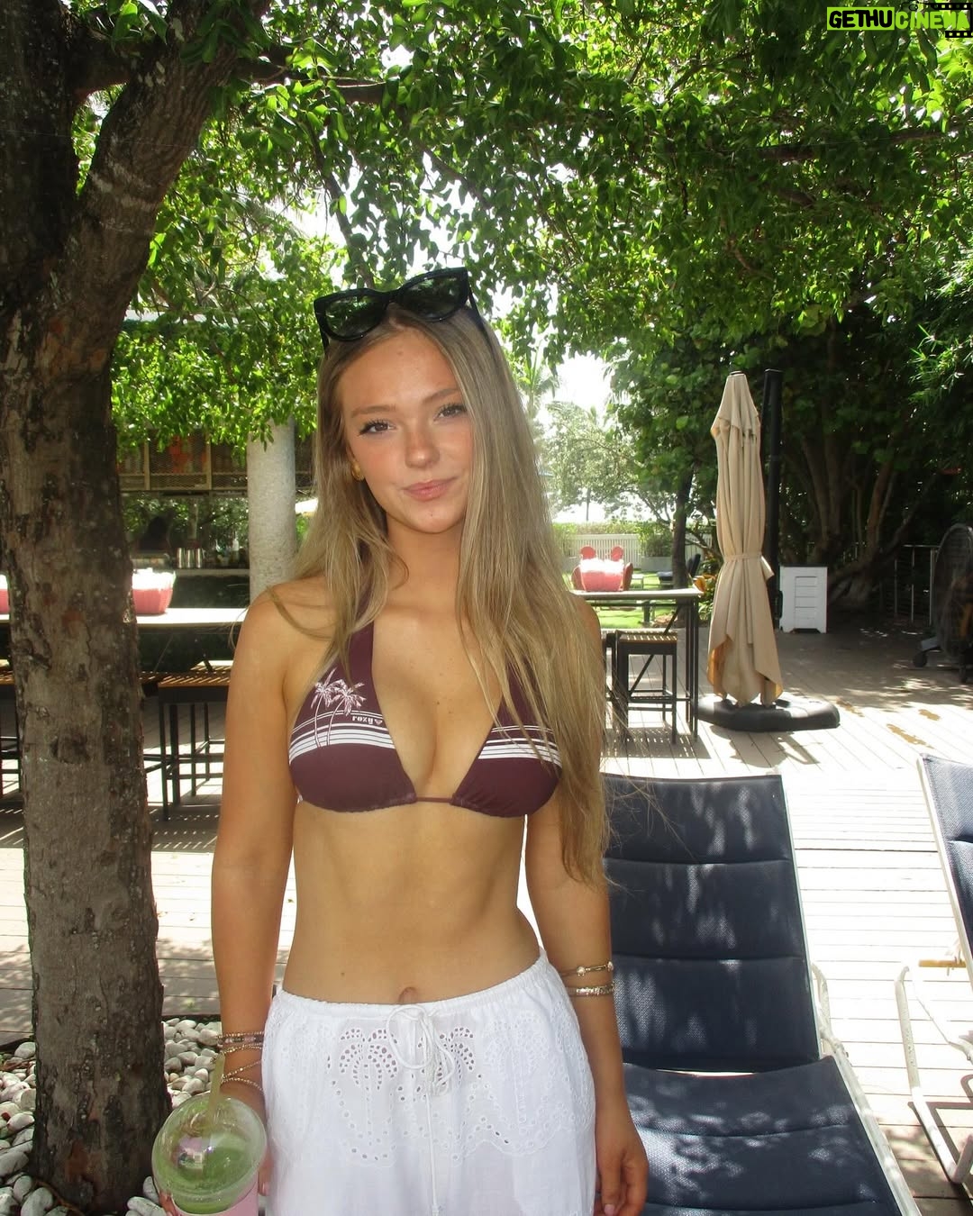 Sophie Grace - 156.1K Likes - Dijon